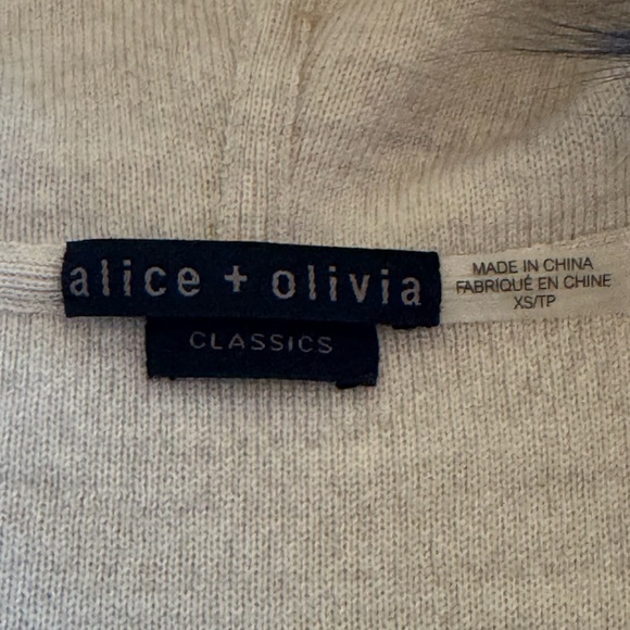 Alice and Olivia Oscar Silver Fox Fur-Trim Zip-Front Hoodie - Picture 4 of 4